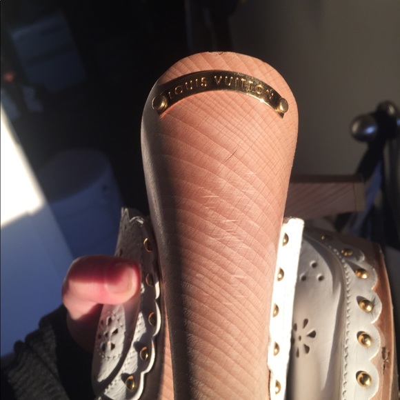 ✨💎LOUIS VUITTON Heels💎✨ - Picture 6 of 9